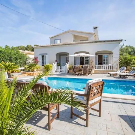 Villa Navarro *