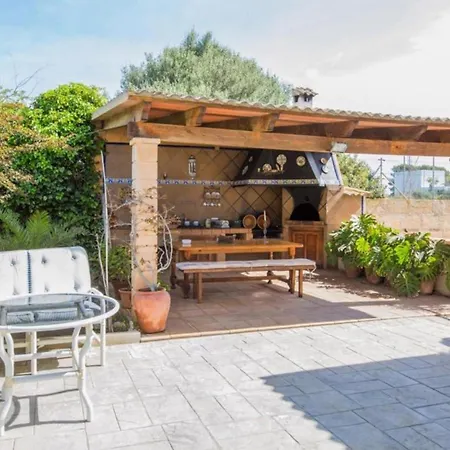 Navarro Villa *